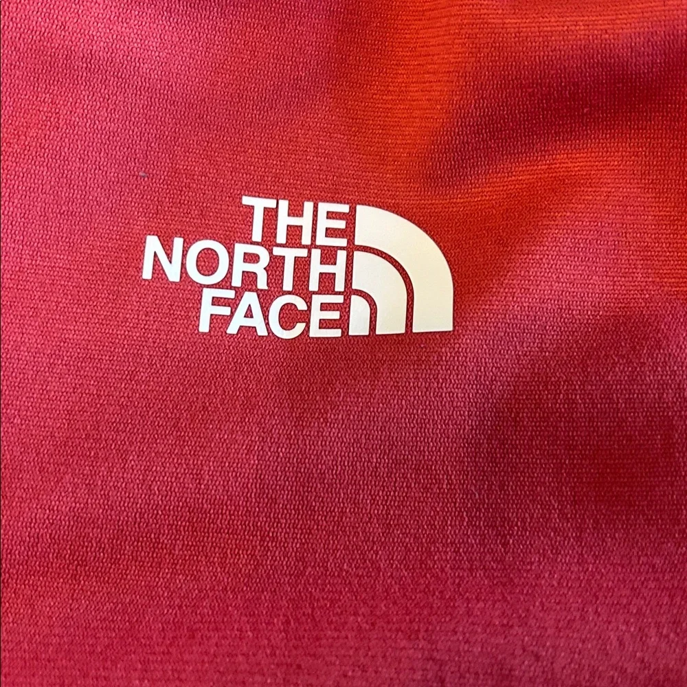 The North‎ Face Pullover